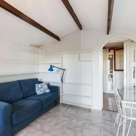 Restful Holiday In With Terrace بيت للعطل سانريمو