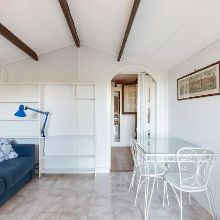 Restful Holiday In With Terrace *